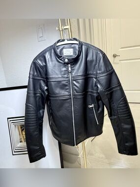 NWOT, ZARA Kids Black Faux Leather Moto Biker Jacket Size 13-14 NWOT Cafe Racer